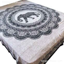 Manta o Tapiz Mandala con Elefante Cafe Dokavari Chile