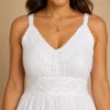 Vestido Blanco Largo de Algodón con Encaje Floral - Imagen 4