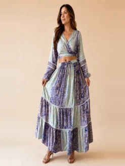 Conjunto Boho Poly Seda Top Cruzado y Falda Larga – Azul